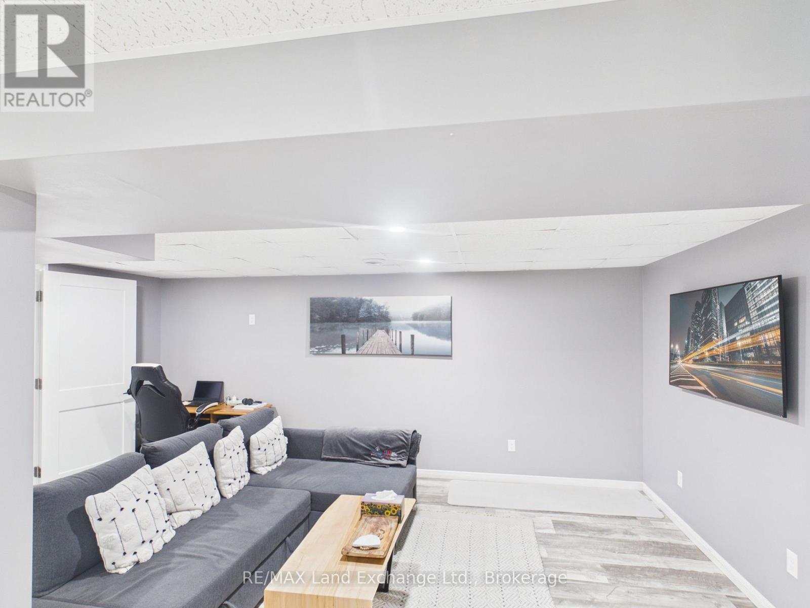 490 ST ALBERT STREET - 21
