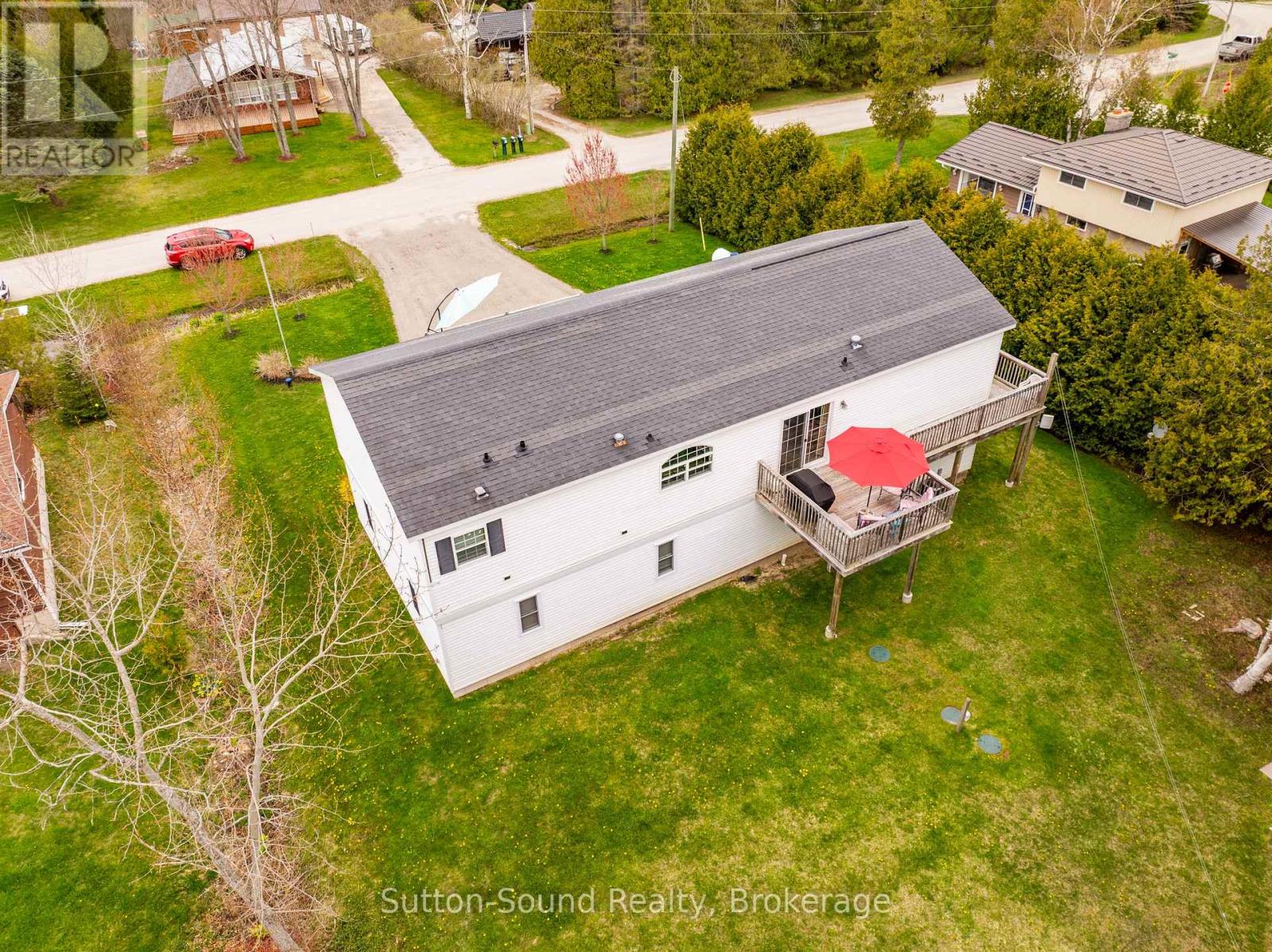 21 CARDINAL AVENUE - 31