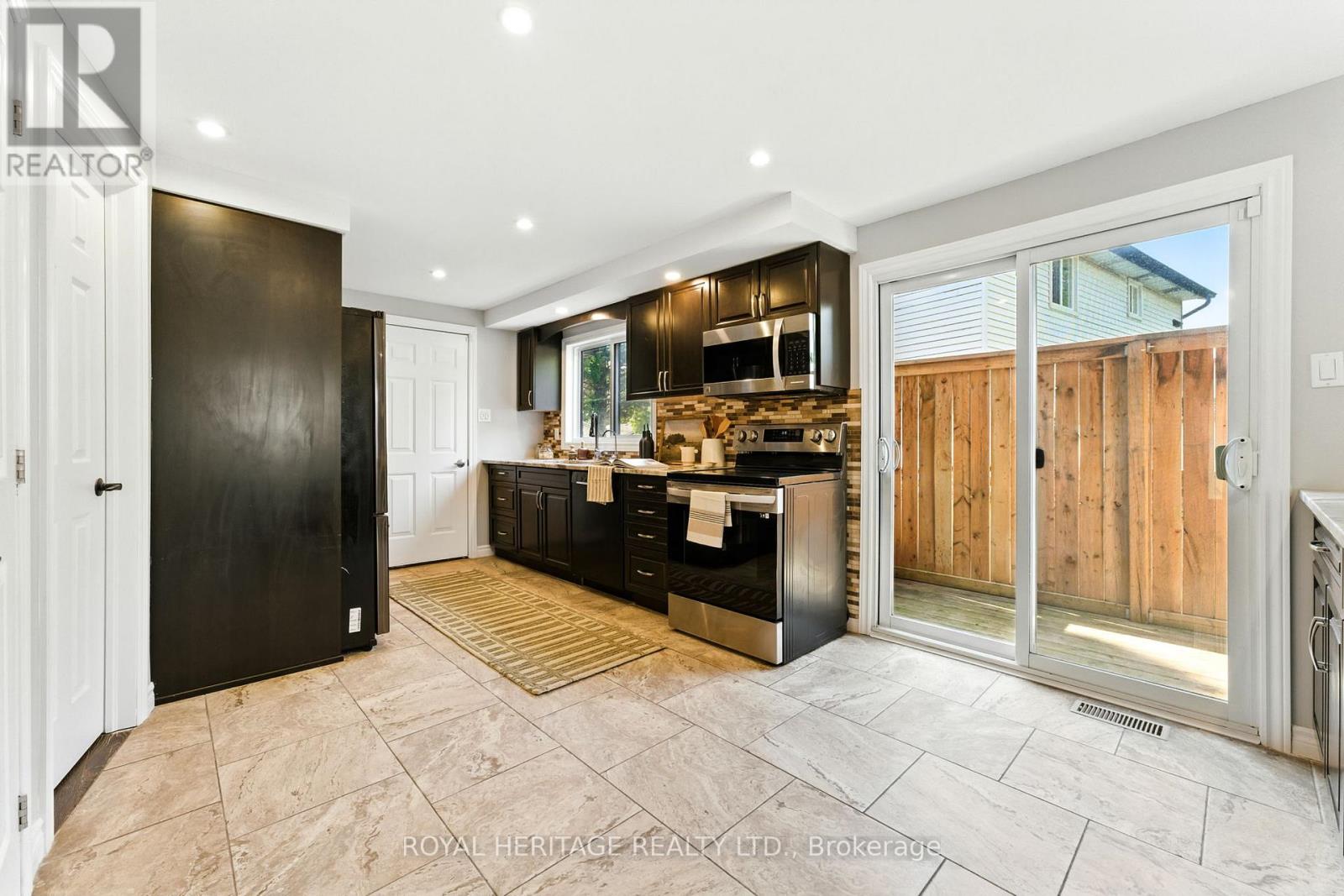 35 ASPEN VALLEY CRESCENT