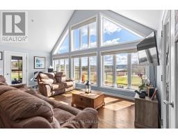 299 Siberia Road, Madawaska Valley, ON K0J1B0 Photo 11