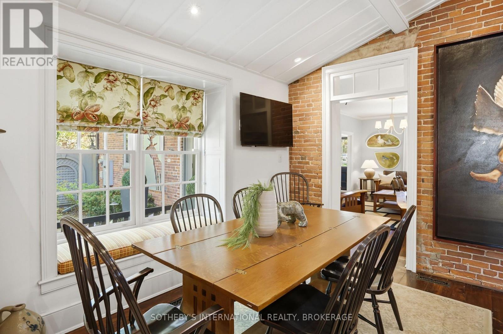 55 PRIDEAUX STREET - 24