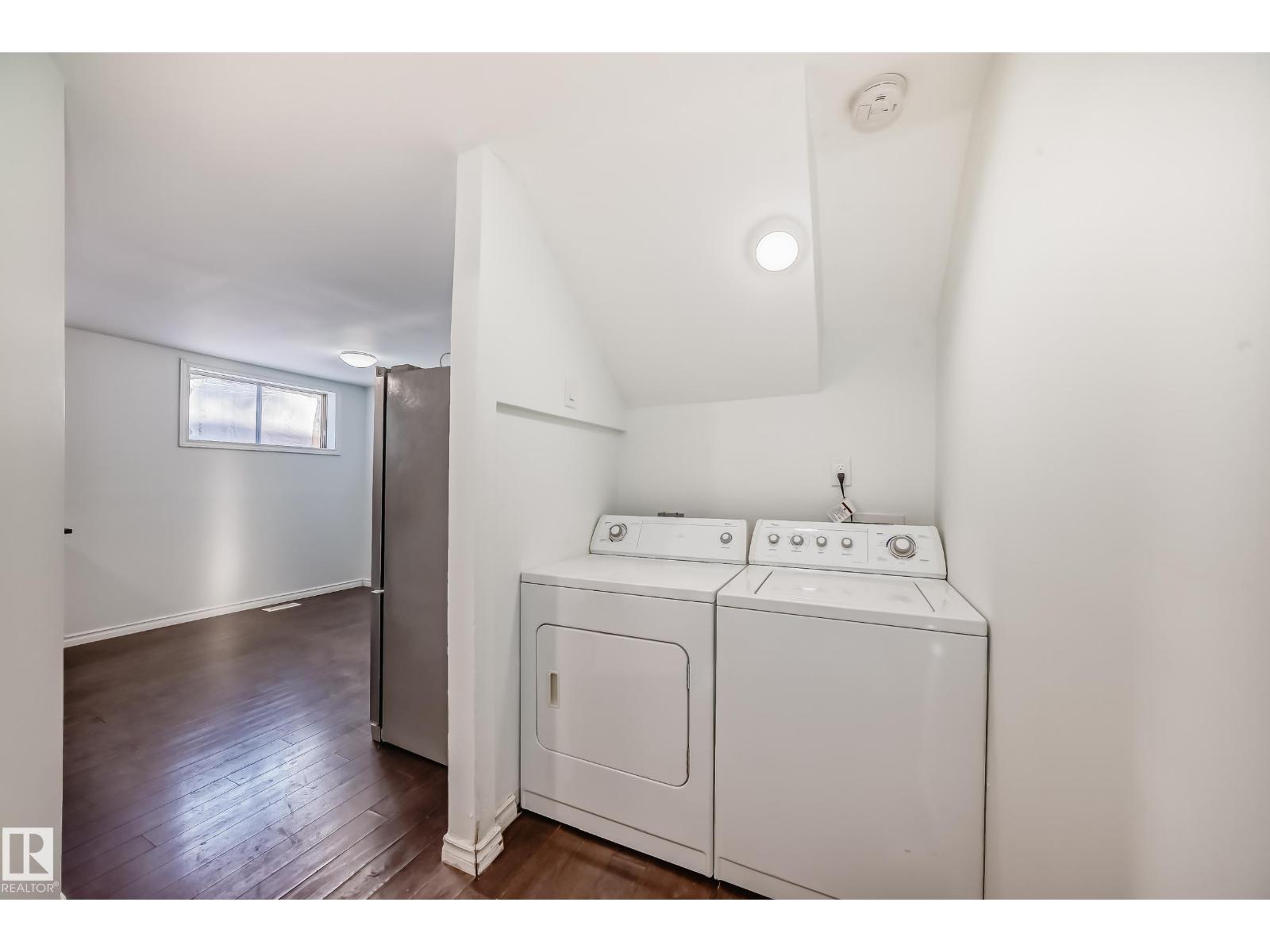 9623/9625 73 AV NW NW - 50