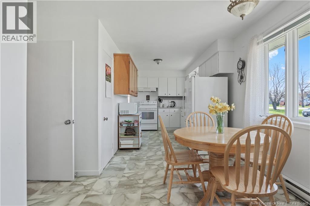 9535 Main Street - 13