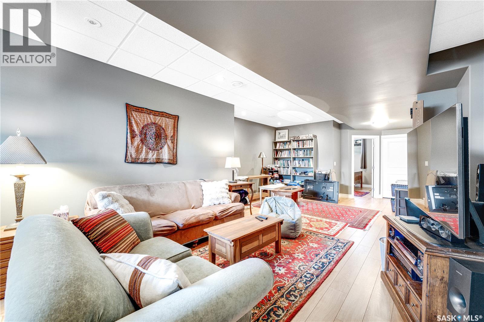 2123 York AVENUE - 26