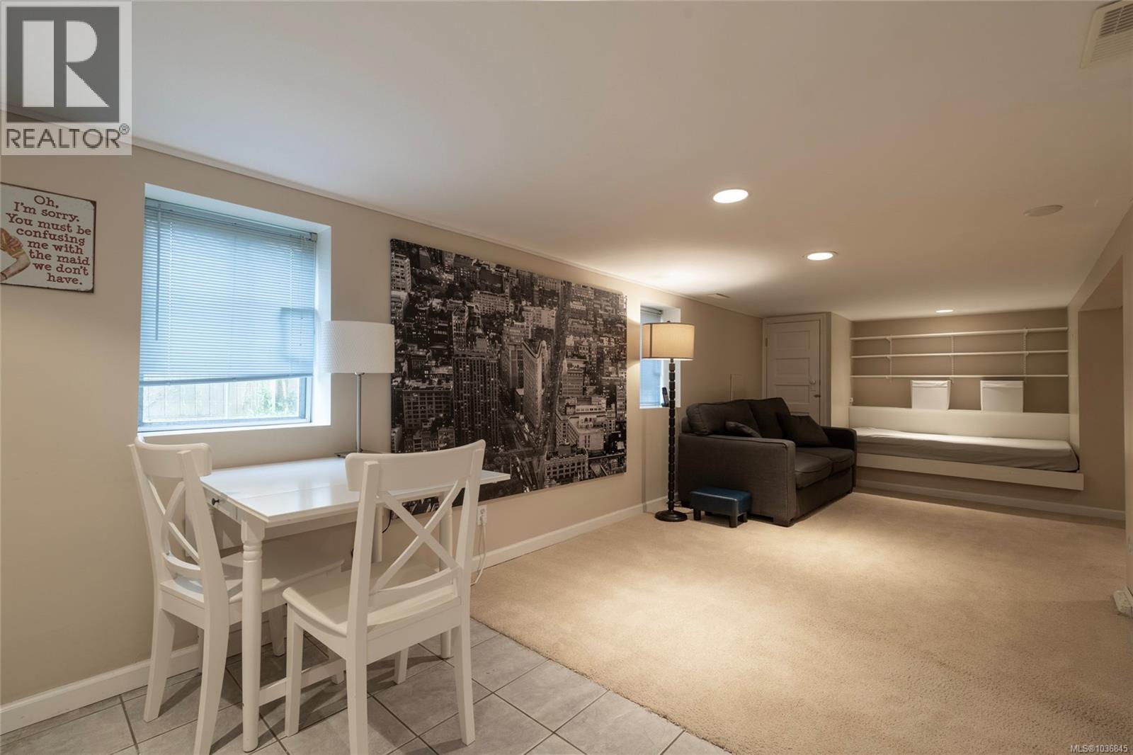  2663 Orchard Avenue, Oak Bay