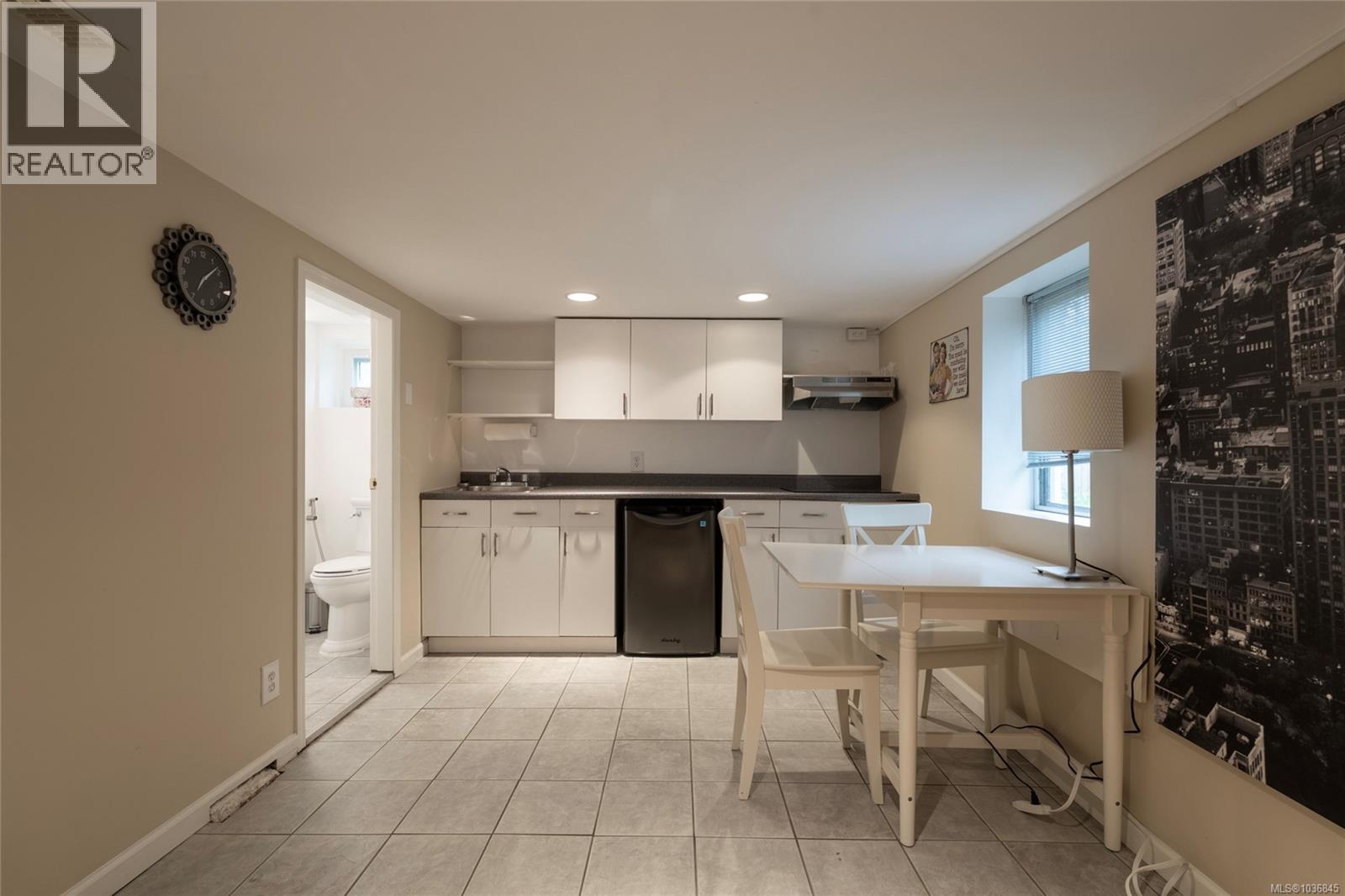 2663 Orchard Ave - 35