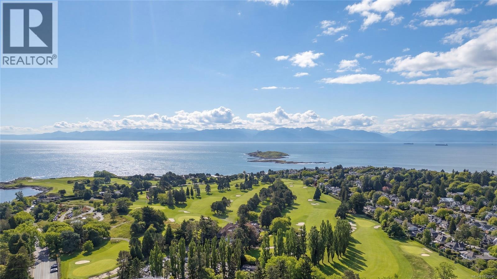  2663 Orchard Avenue, Oak Bay