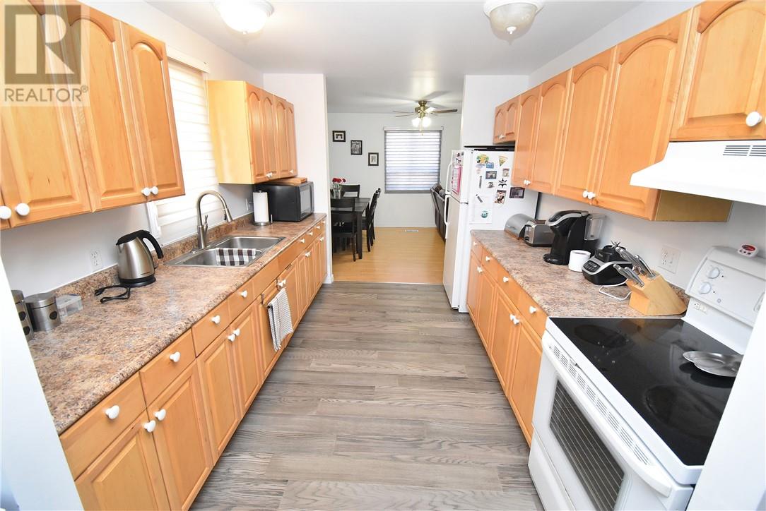 101-103 Young Street - 52