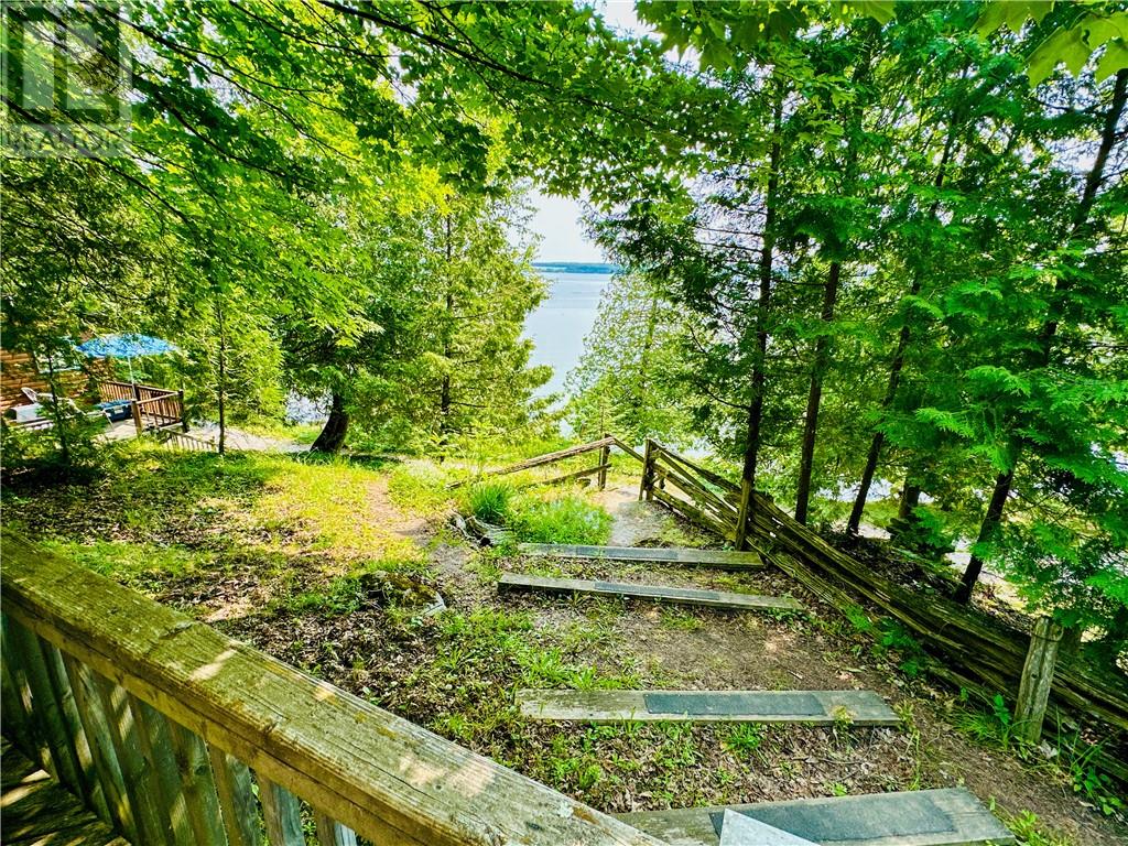 544 Ketchankookem Trail, Mindemoya, Manitoulin Island, Ontario, P0P1S0 — Photo 12