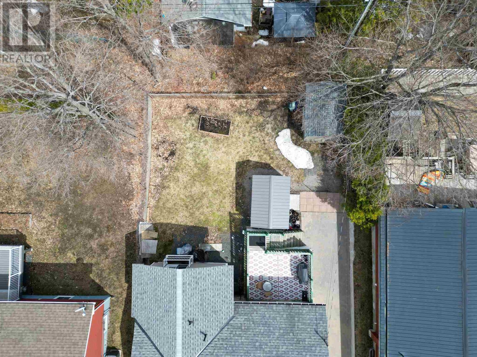 12 Robertson RD - 6