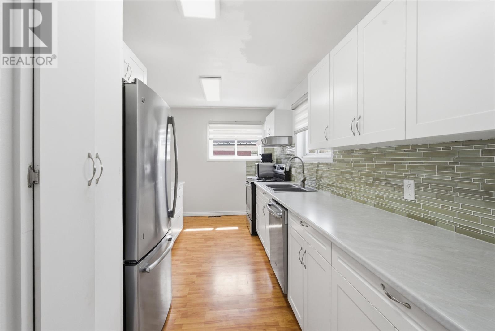 12 Robertson RD - 8