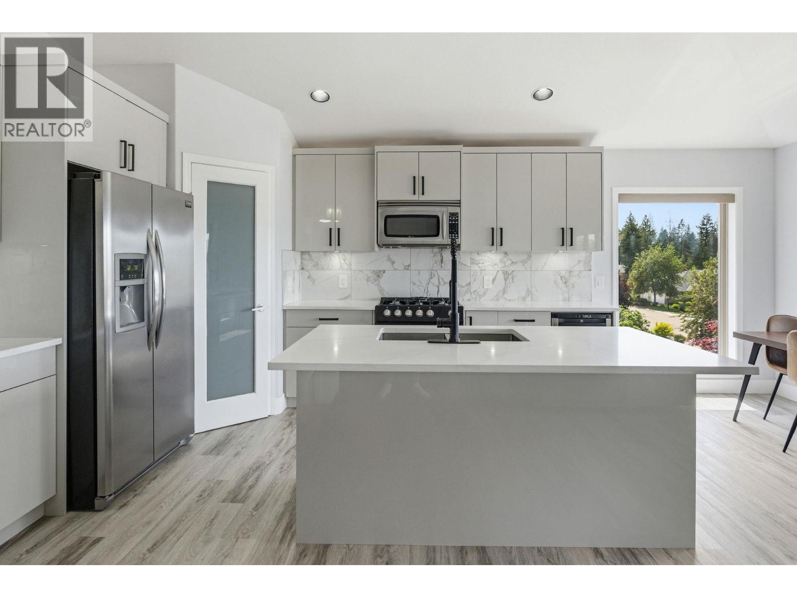 3516 Camelback Drive - 5