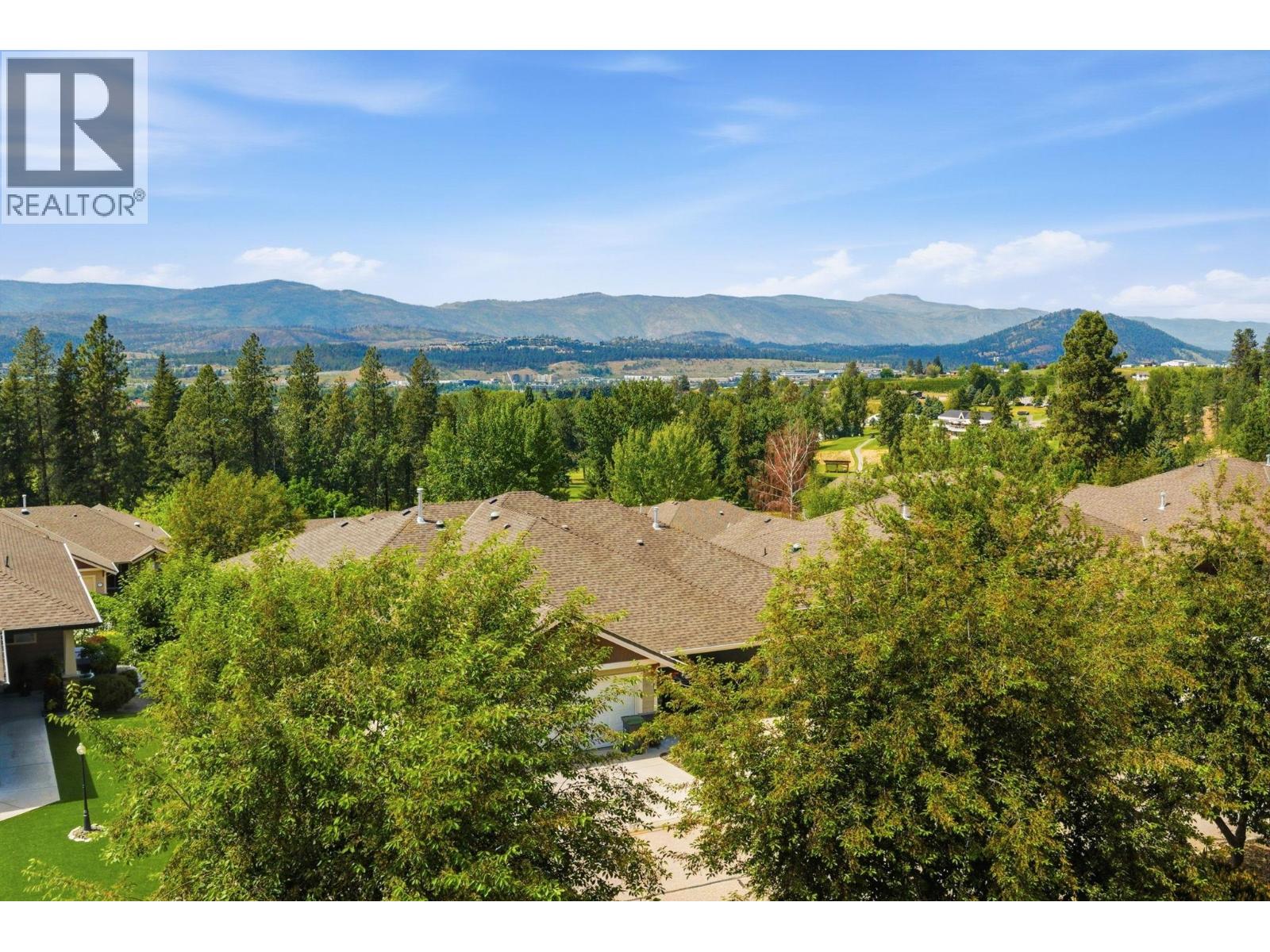 3516 Camelback Drive, Kelowna