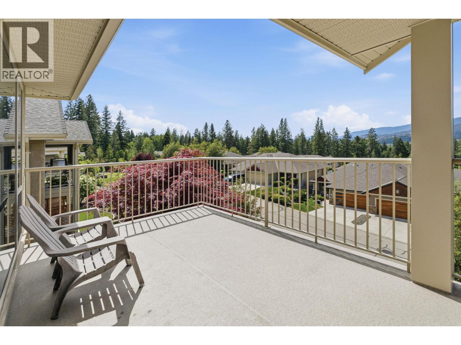 3516 Camelback Drive, Kelowna