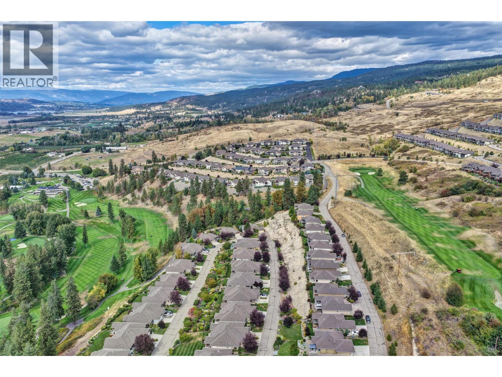 3516 Camelback Drive, Kelowna