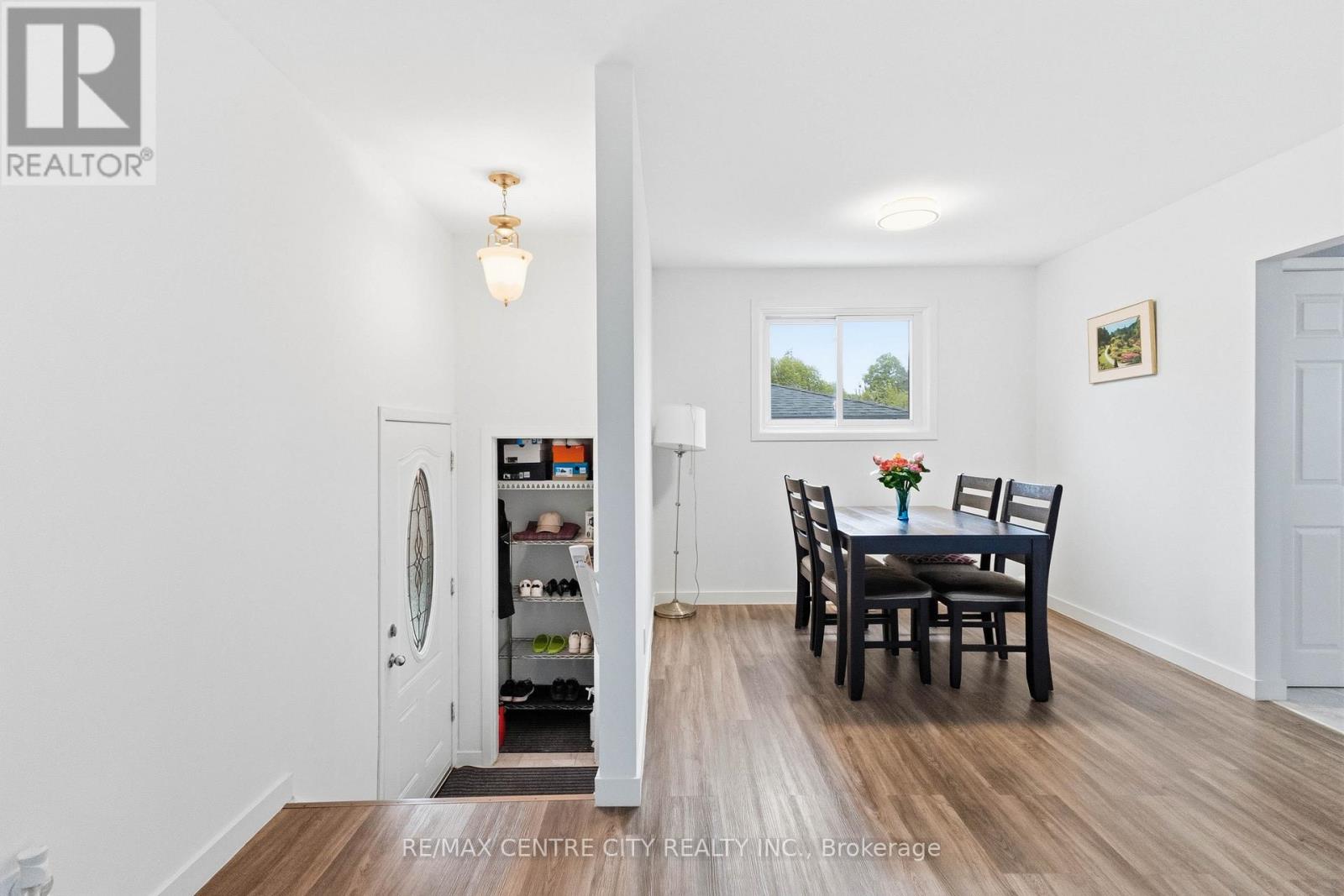 11 KENWOOD CRESCENT - 10