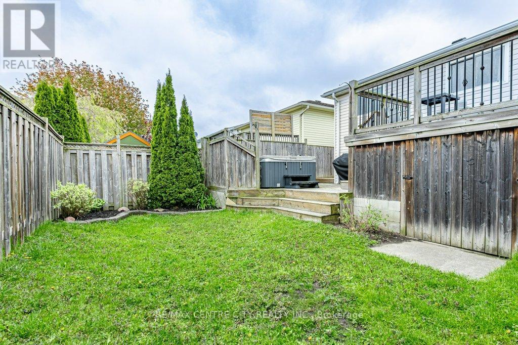 74 JUNO DRIVE - 30