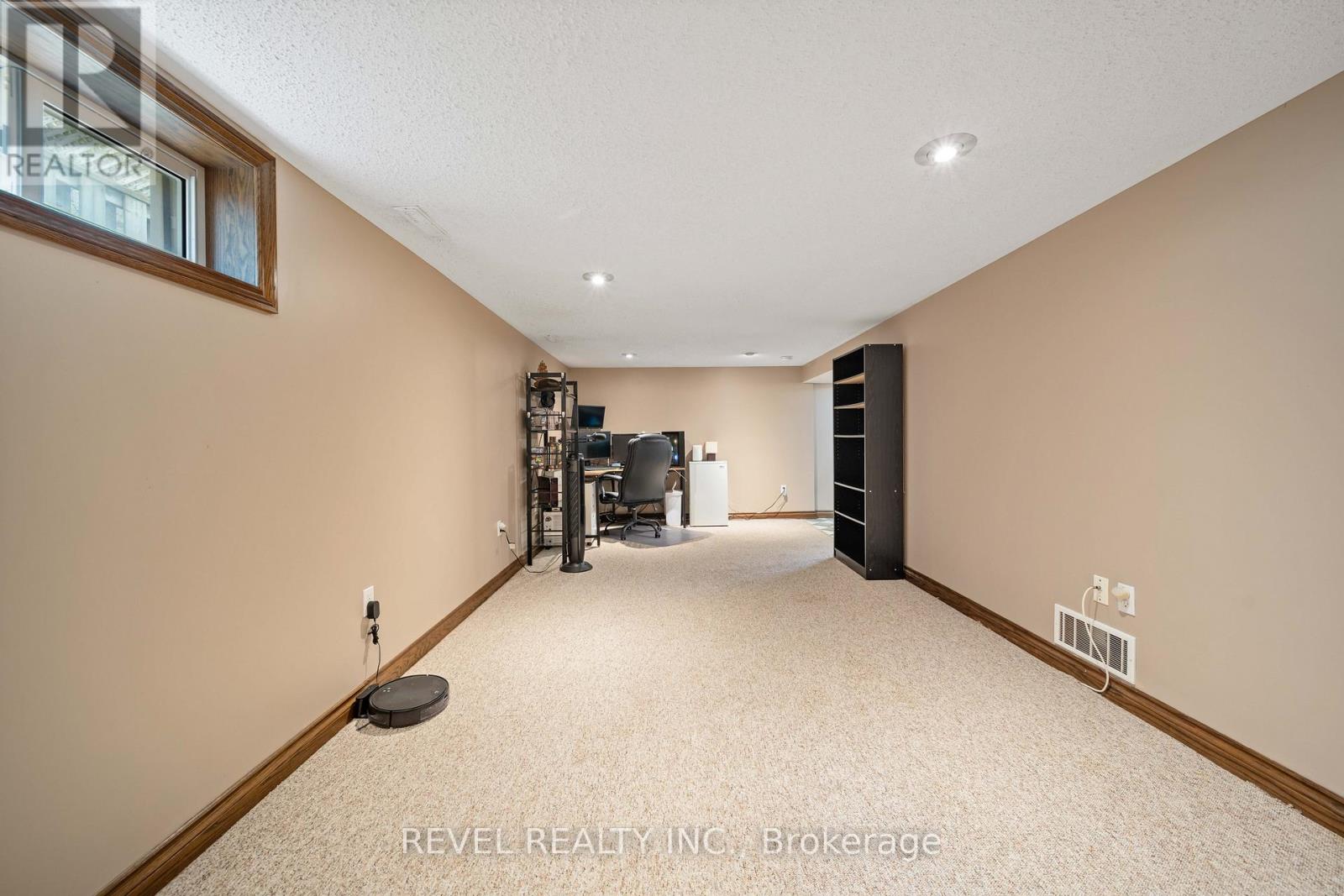 73 QUEENSTON CRESCENT - 20