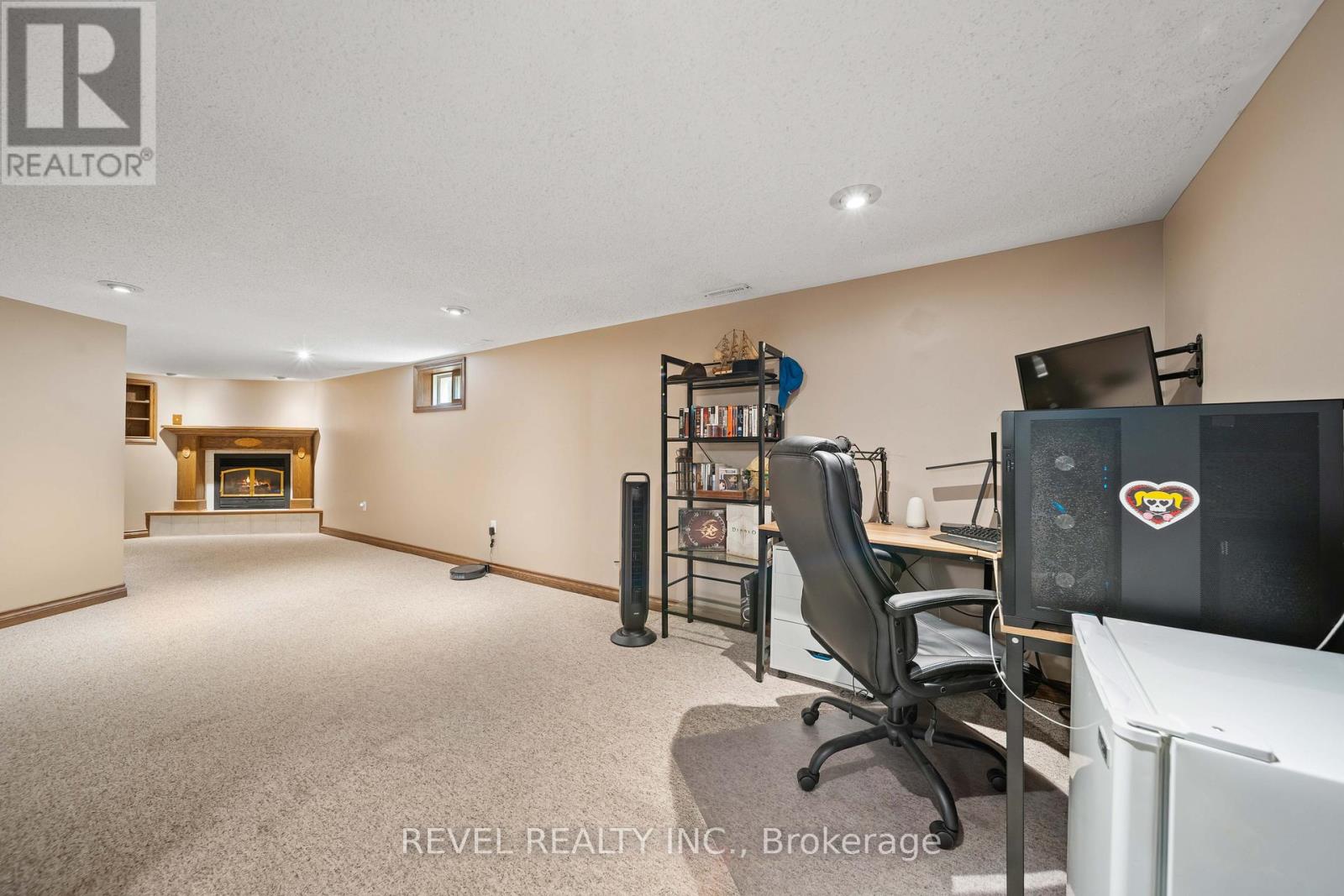73 QUEENSTON CRESCENT - 21