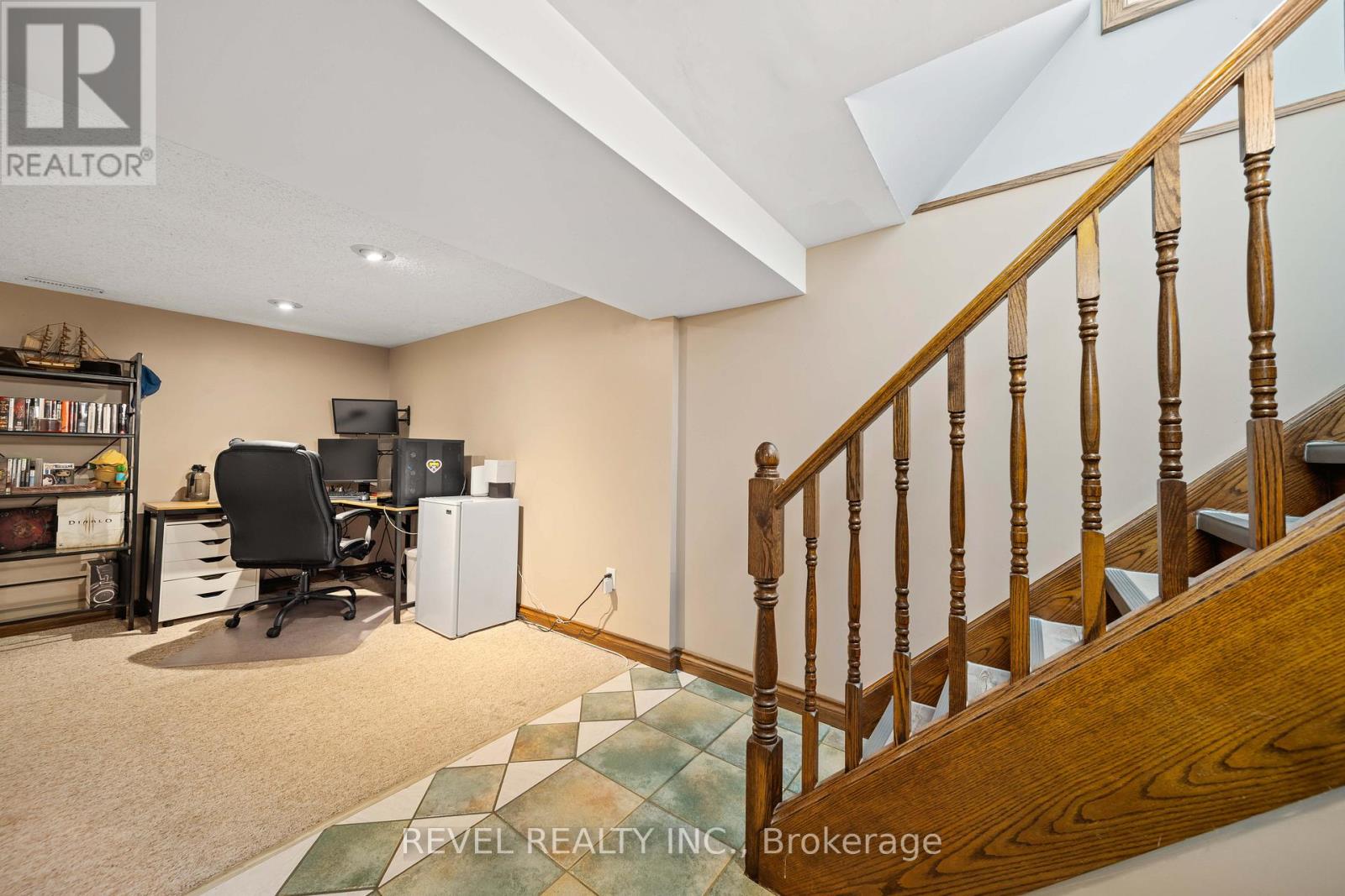 73 QUEENSTON CRESCENT - 22