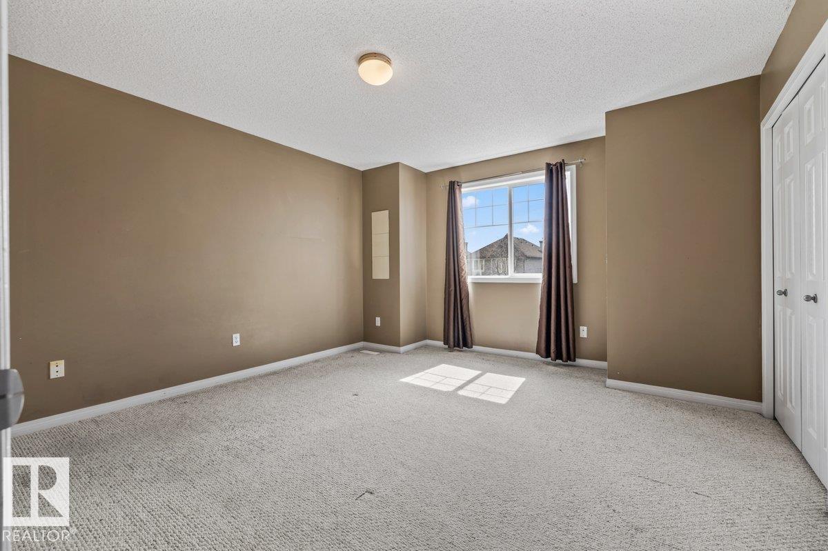 12148 16 AV SW - 16