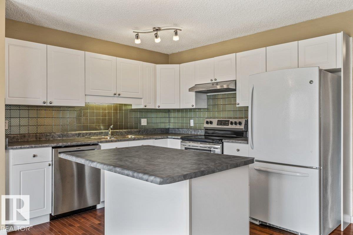 12148 16 AV SW - 5