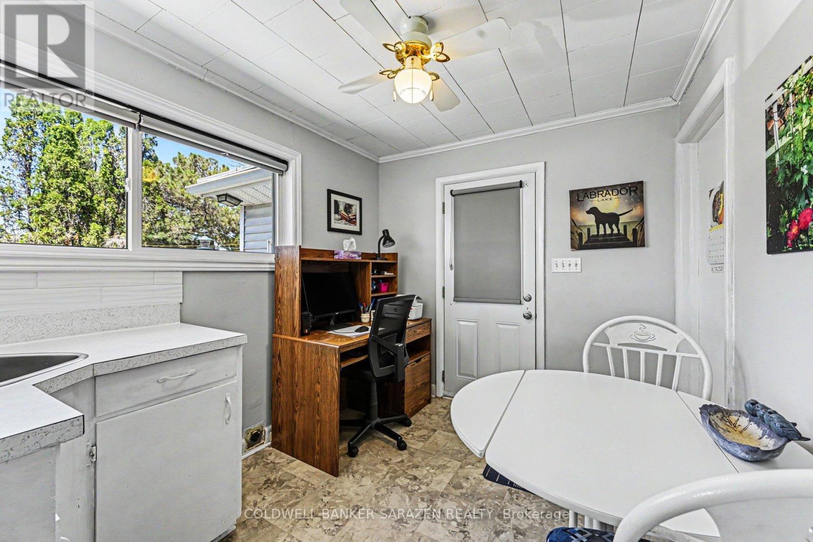 93 HUGH STREET S - 24
