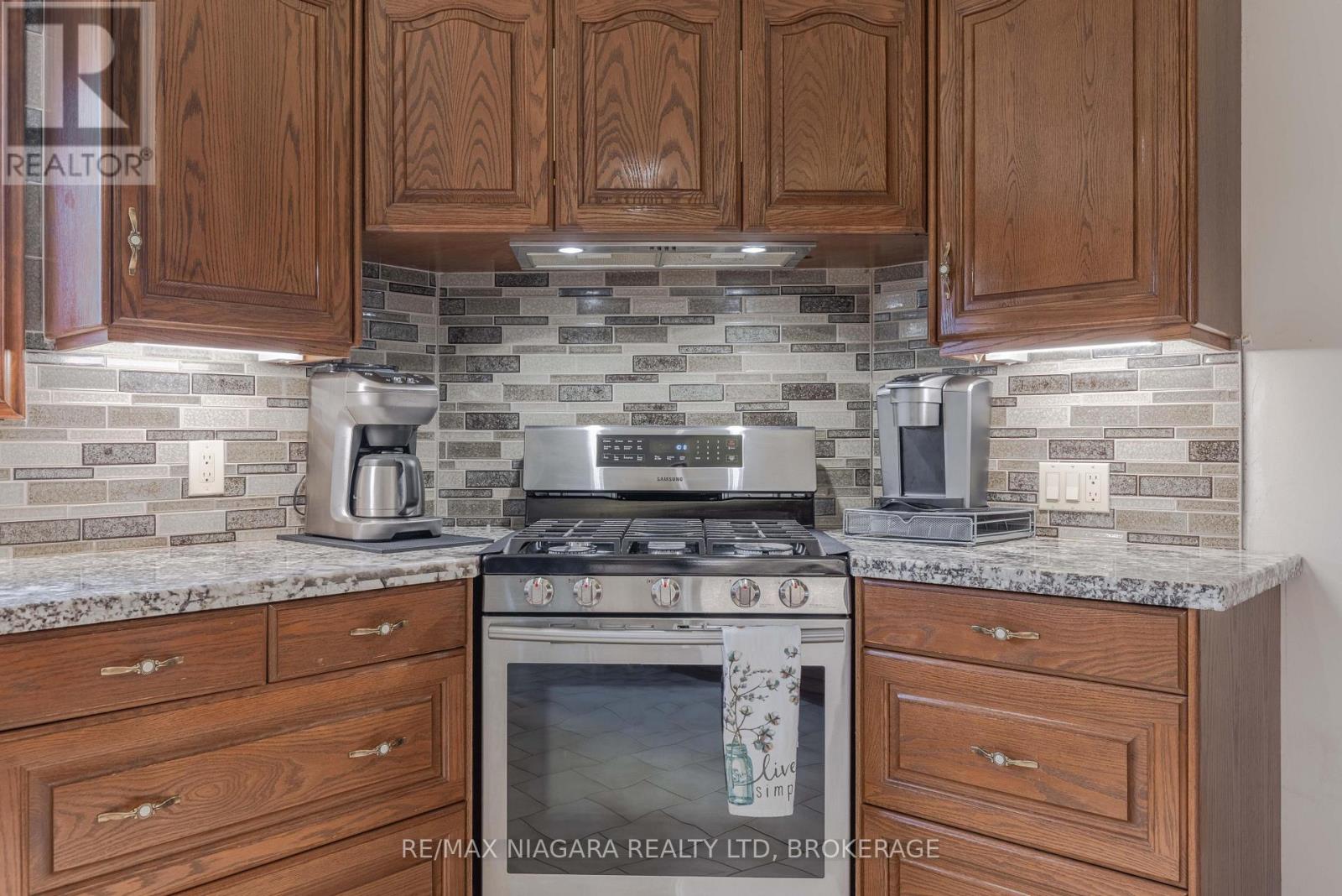 4535 DORCHESTER ROAD - 11