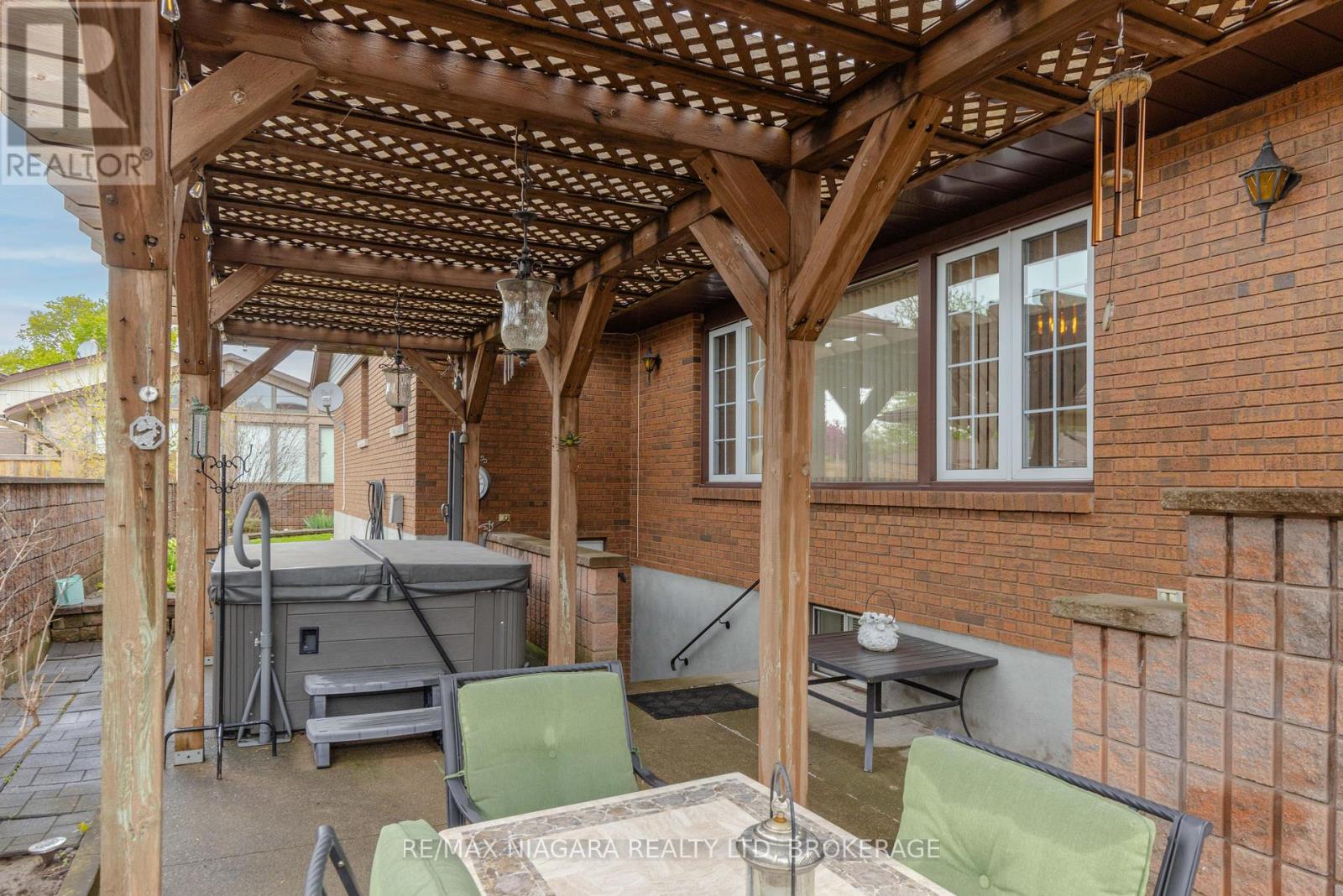 4535 DORCHESTER ROAD - 34