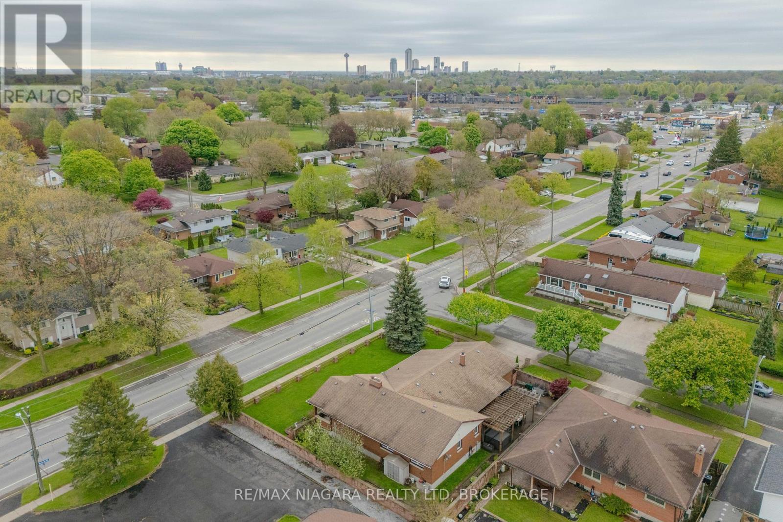 4535 DORCHESTER ROAD - 39