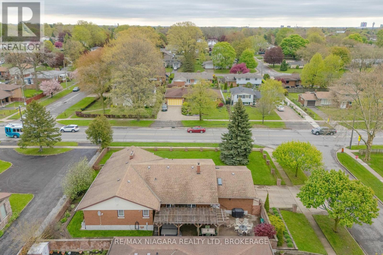 4535 DORCHESTER ROAD - 40