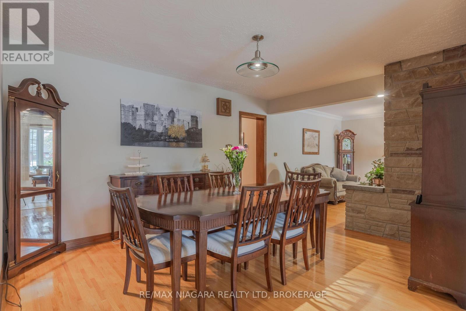 4535 DORCHESTER ROAD - 9