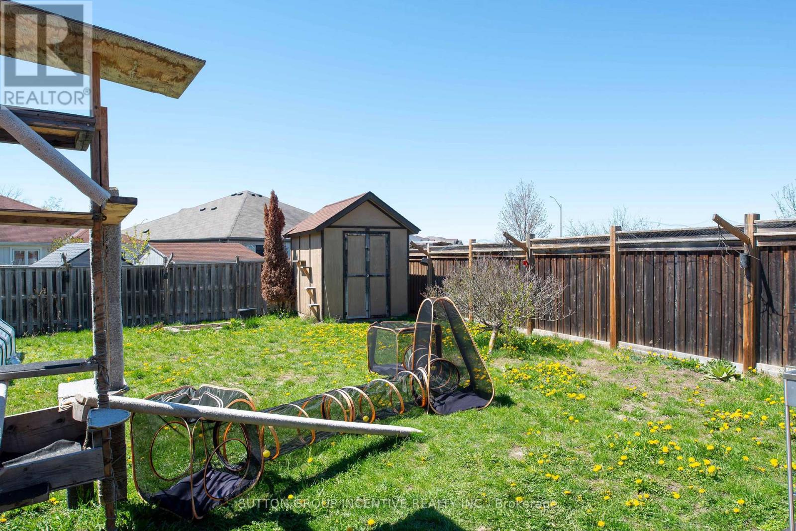 174 MAPLEWOOD DRIVE - 20