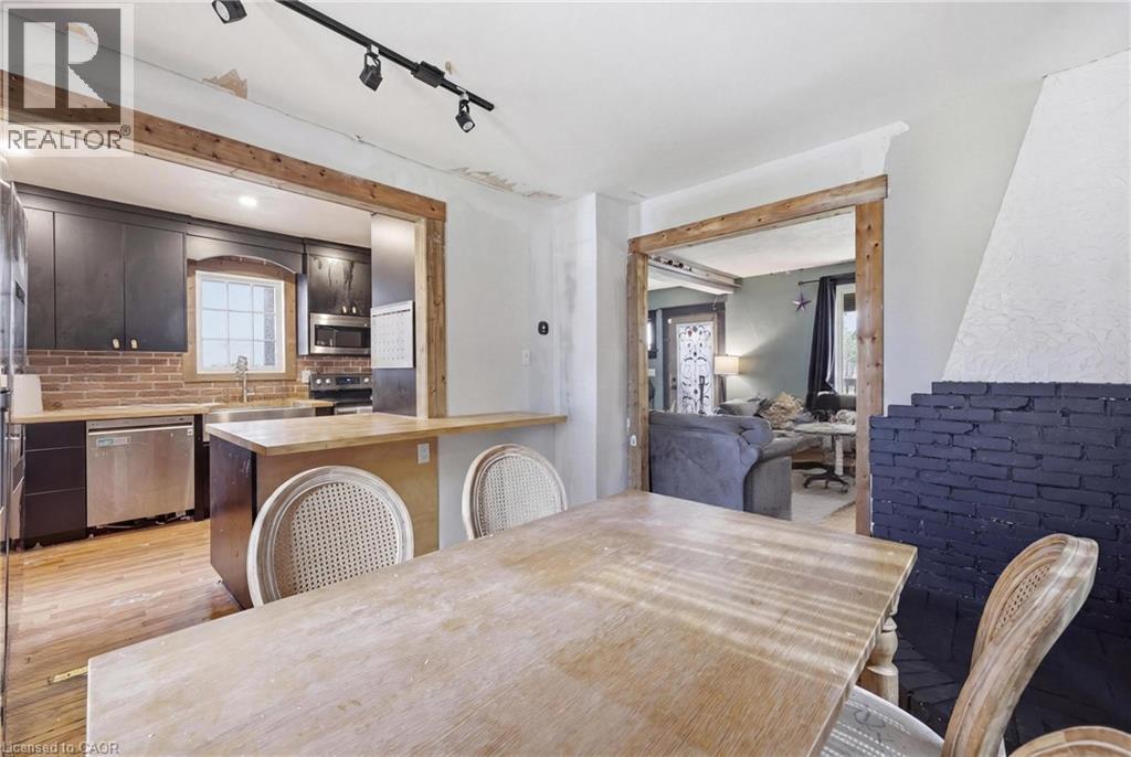 54 EVAN Street - 10