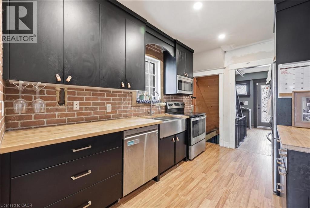 54 EVAN Street - 8
