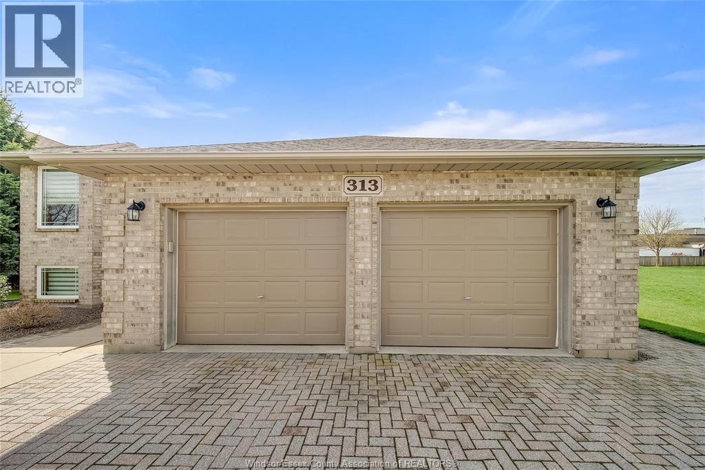 313 APPLEWOOD, Kingsville, Ontario, N9Y3Y7 — Photo 4