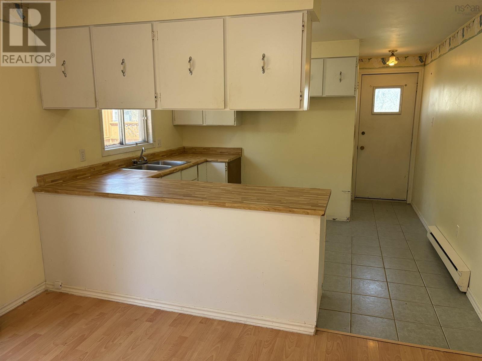 Property 4 of 24 of 2 Wildwood Boulevard