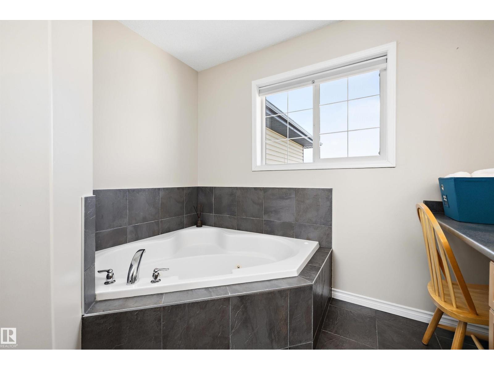 130 FOXHAVEN WY, Sherwood Park