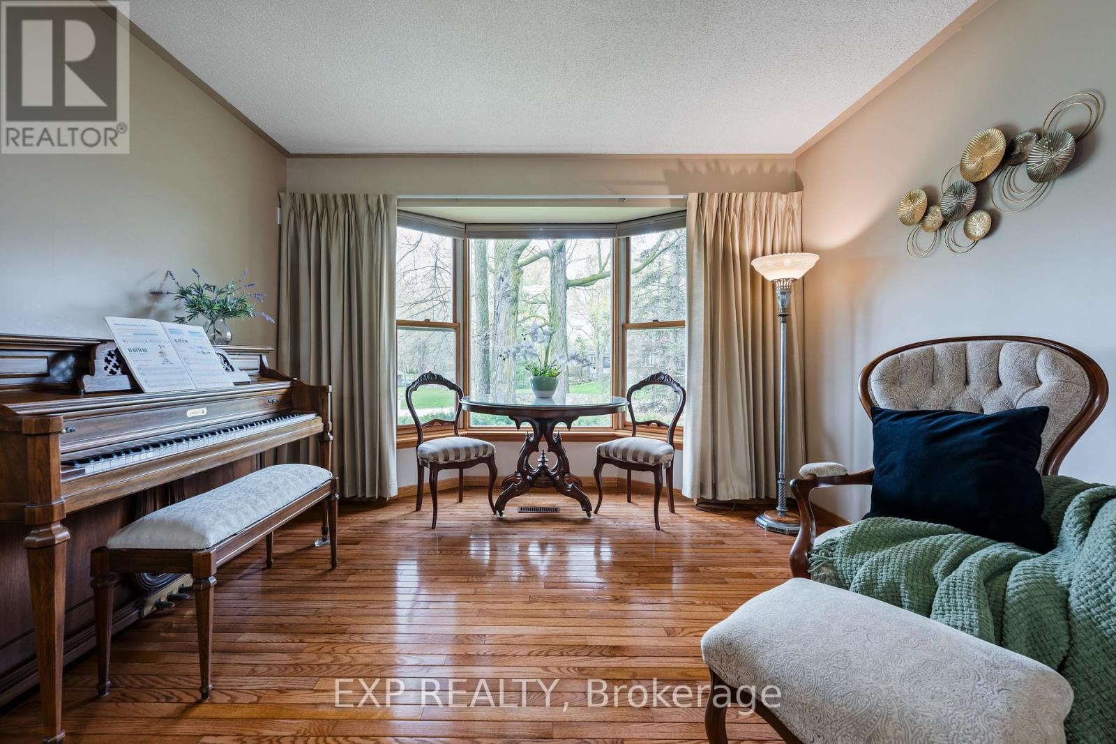 5 BEECHNUT STREET - 18