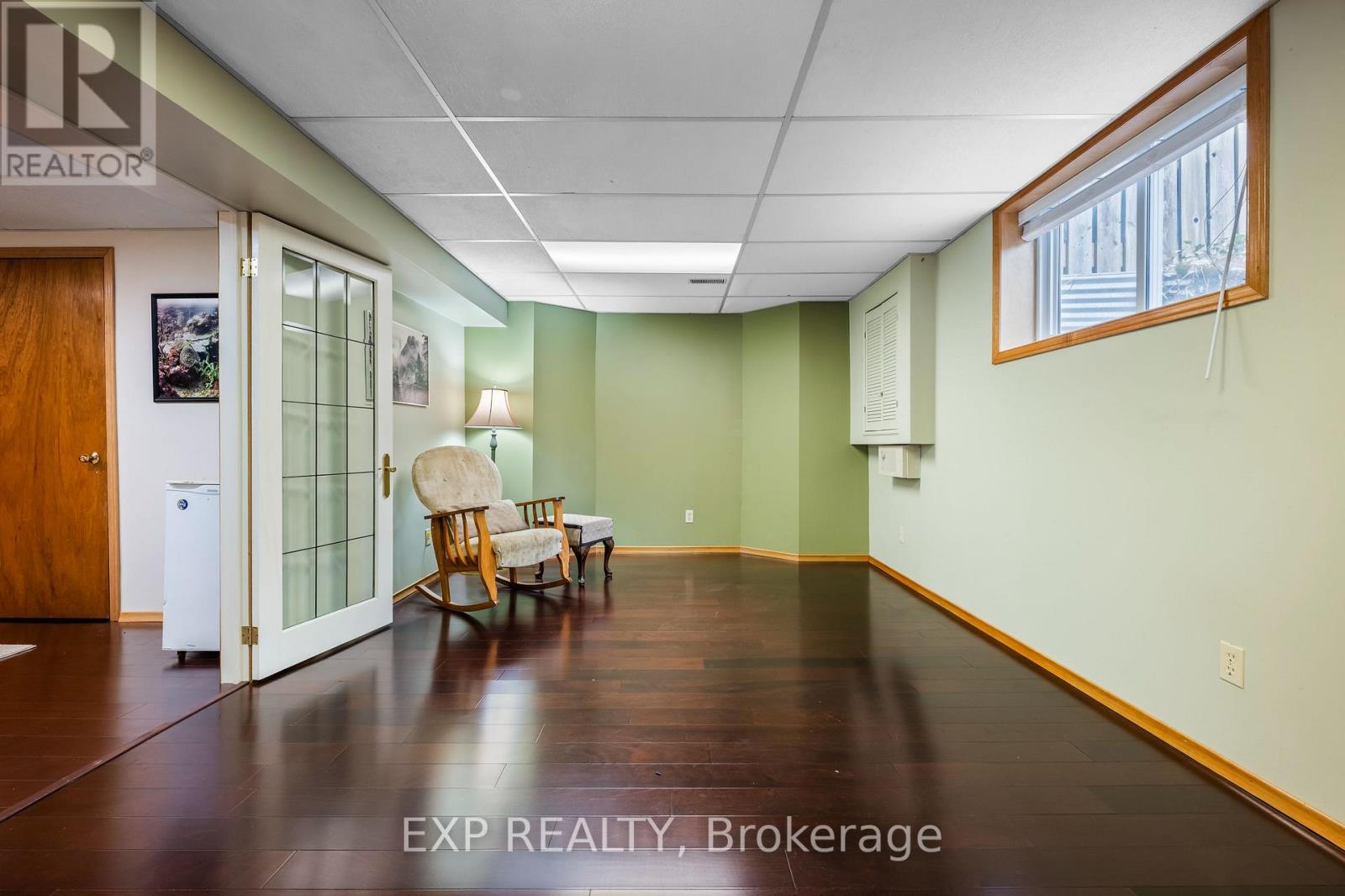 5 BEECHNUT STREET - 29