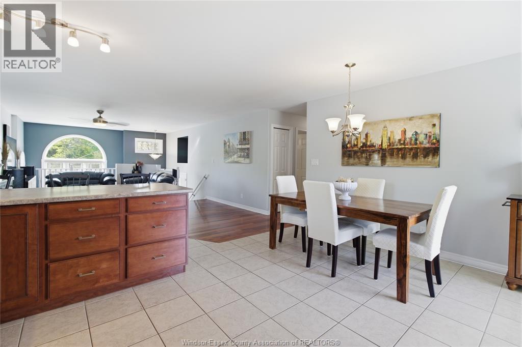8578 MENARD, Windsor, Ontario, N8S4V4 — Photo 15