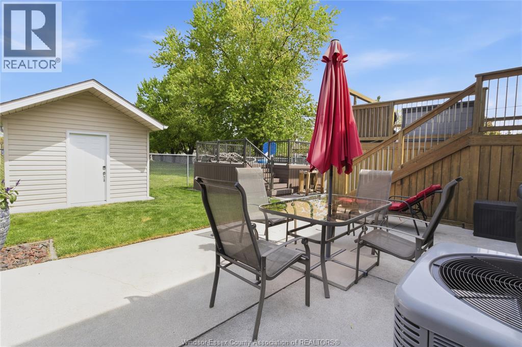 8578 MENARD, Windsor, Ontario, N8S4V4 — Photo 18