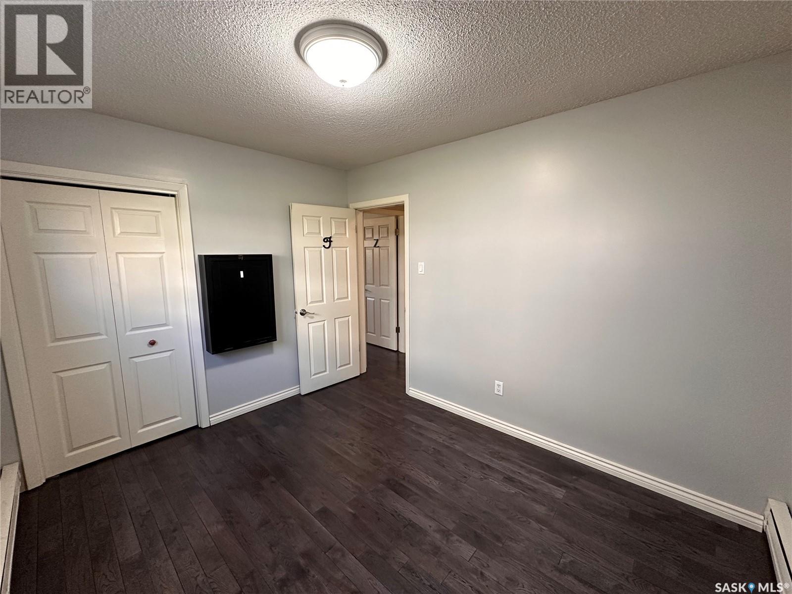 #26 42 Spence STREET - 14