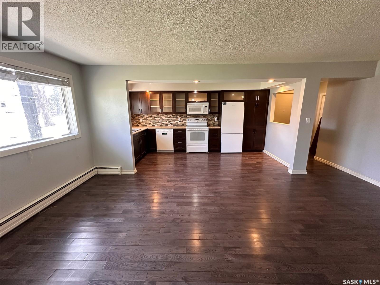 #26 42 Spence STREET - 9