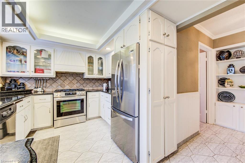 48 LENNOX Crescent - 17