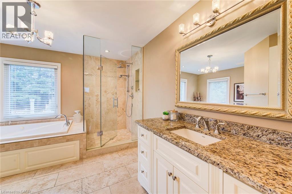 48 LENNOX Crescent - 26