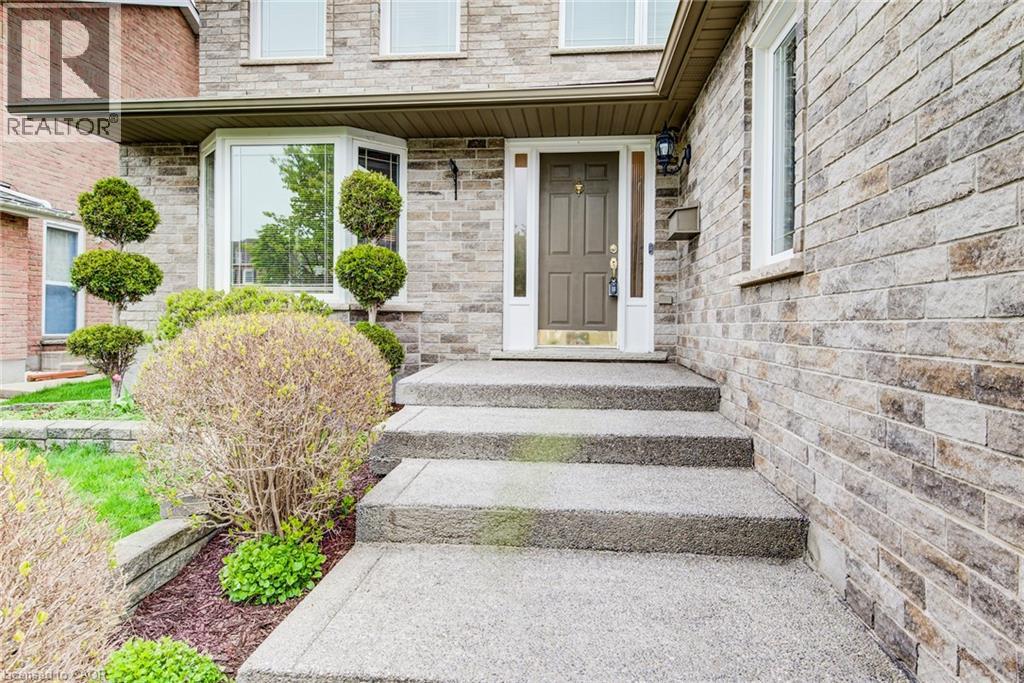 48 LENNOX Crescent - 4