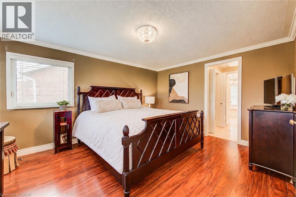48 LENNOX Crescent - 24