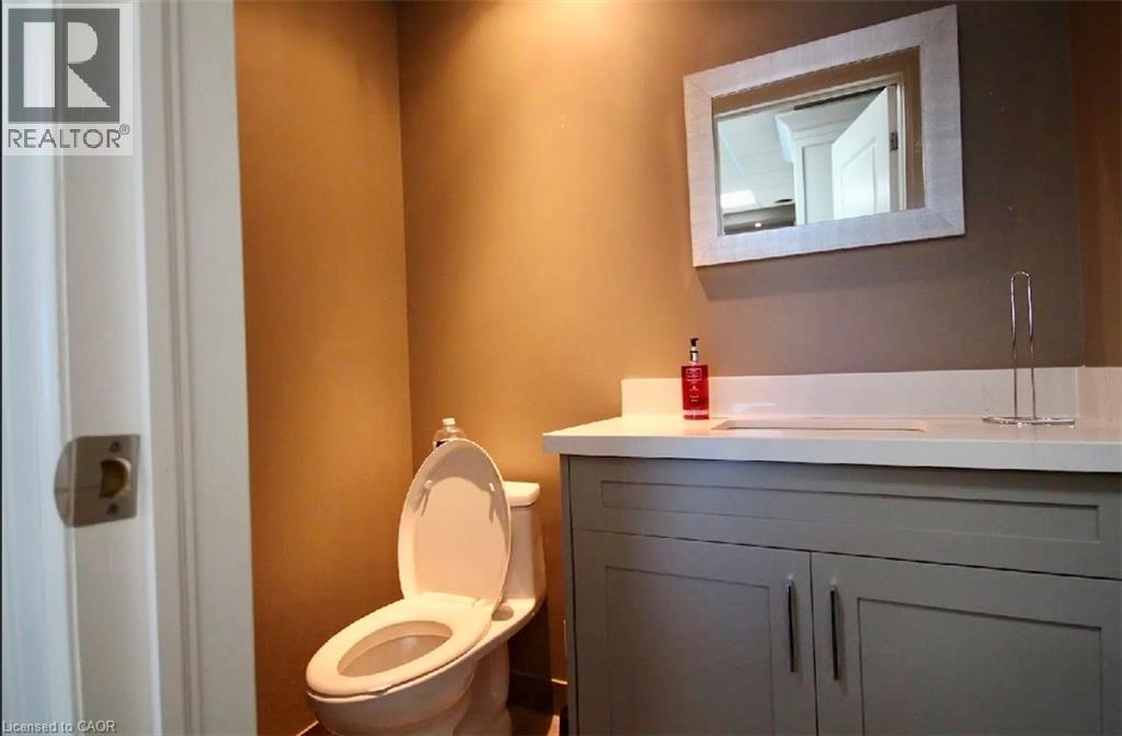 442 MILLEN Road Unit# 12 Upper, Hamilton, Ontario, L8E6H2 — Photo 4