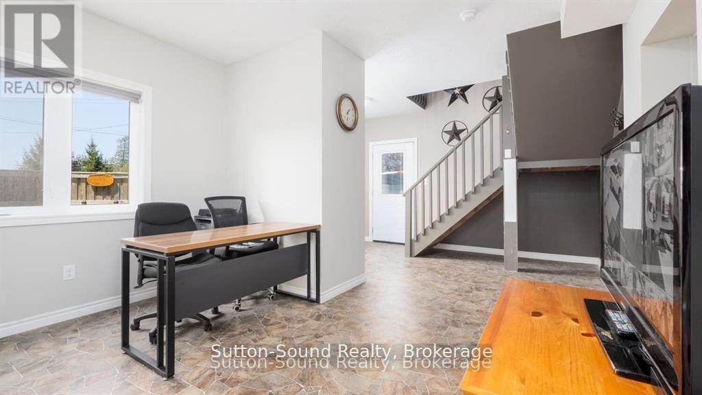 68 SAUBLE FALLS ROAD - 20